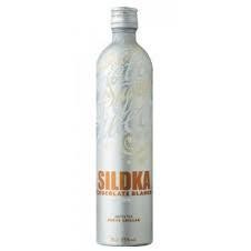 LICOR DE VODKA CHOCO BLANCO SILDKA 6x1 L.